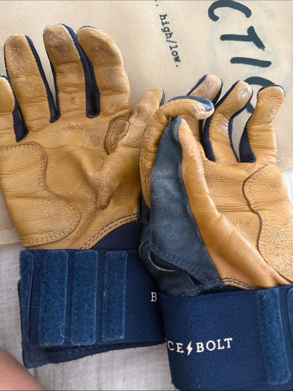 Bruce bolt Ym &xl Leather Work baseball gloves in Tan, Baby Blue & Red - Picture 7 of 14